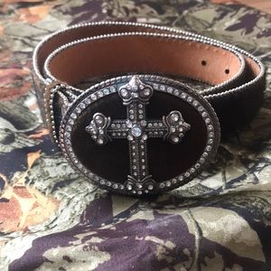 Cross cowhide belt